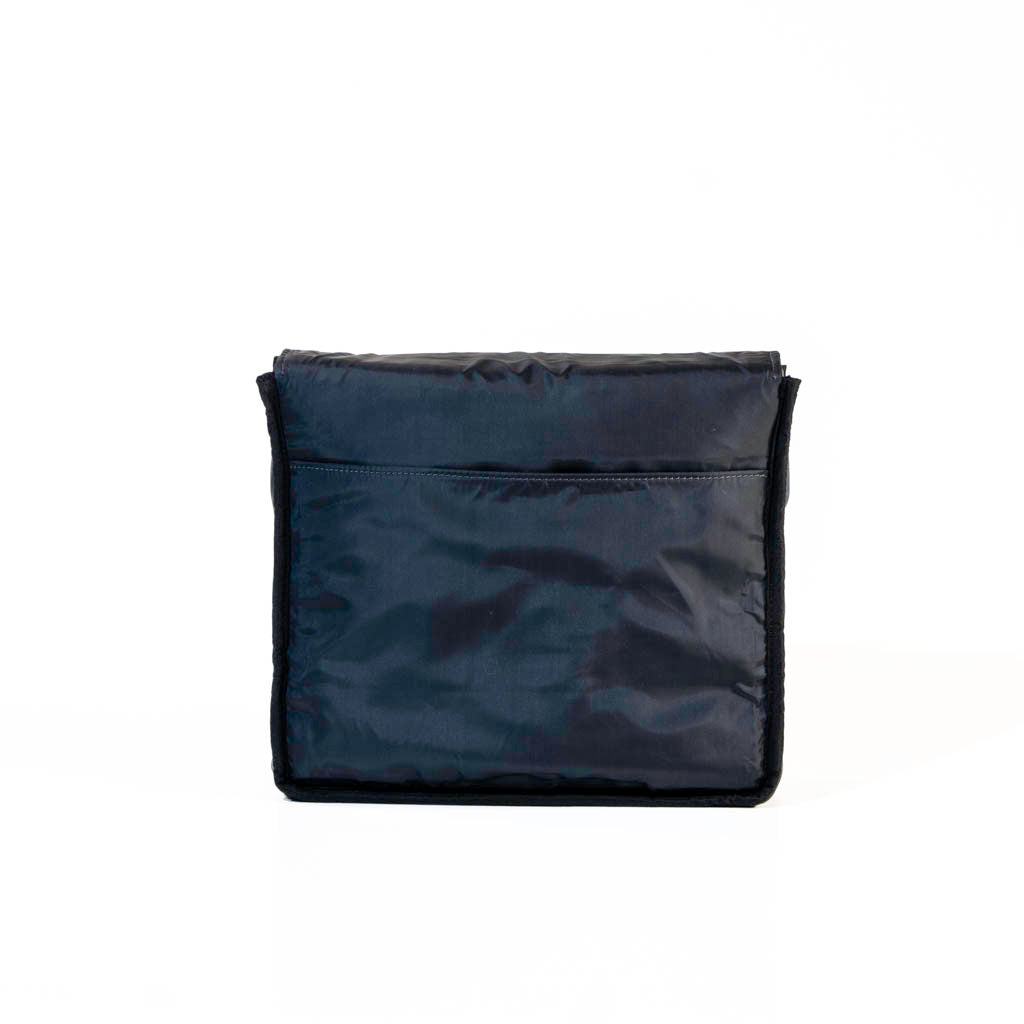 Cafe Sacthel In Green Cargo With Black Canvas
