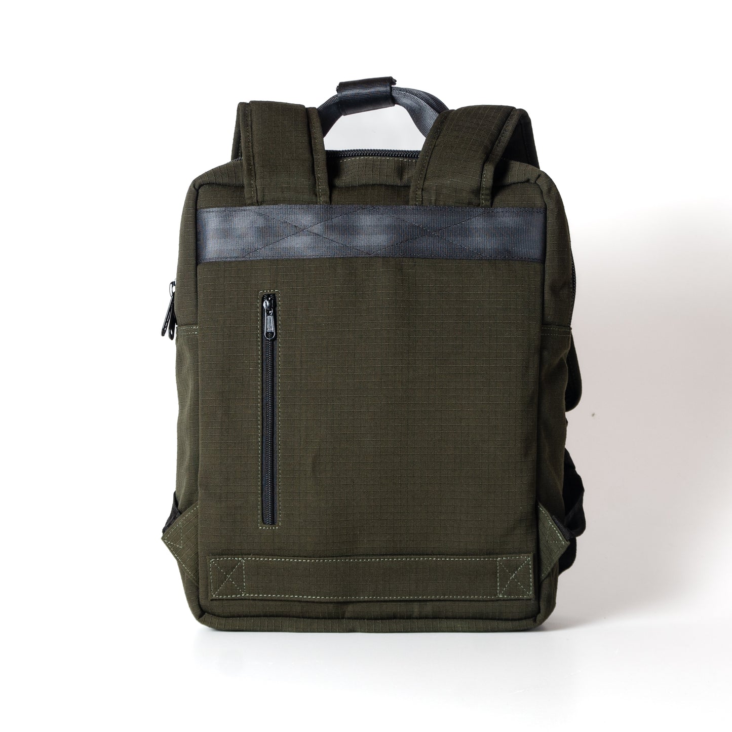 Arrive Backpack In White/Blu Cargo & Other Belts With Og Canvas