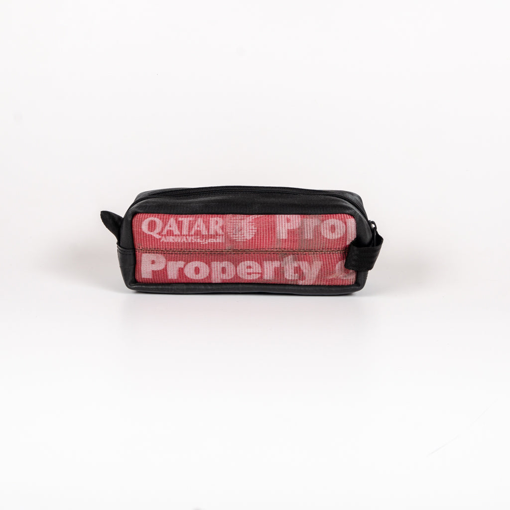 Dopp Kit In Qatar Red & Others (L)
