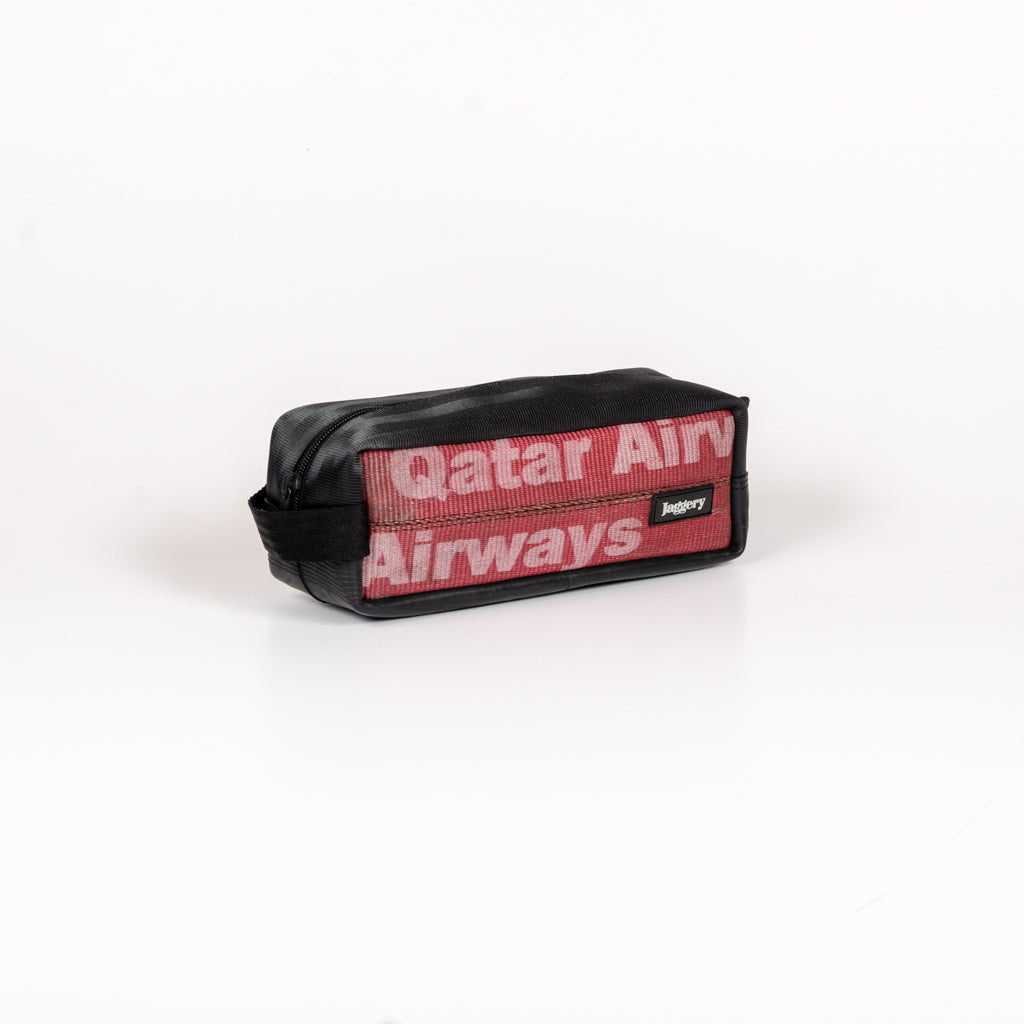 Dopp Kit In Qatar Red & Others (L)
