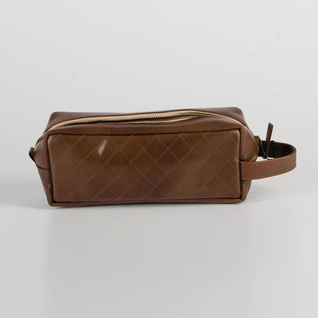 Dopp Kit In Salvaged Leather