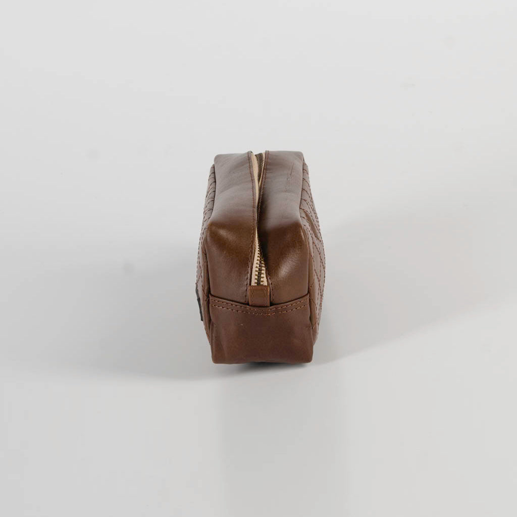 Dopp Kit In Salvaged Leather
