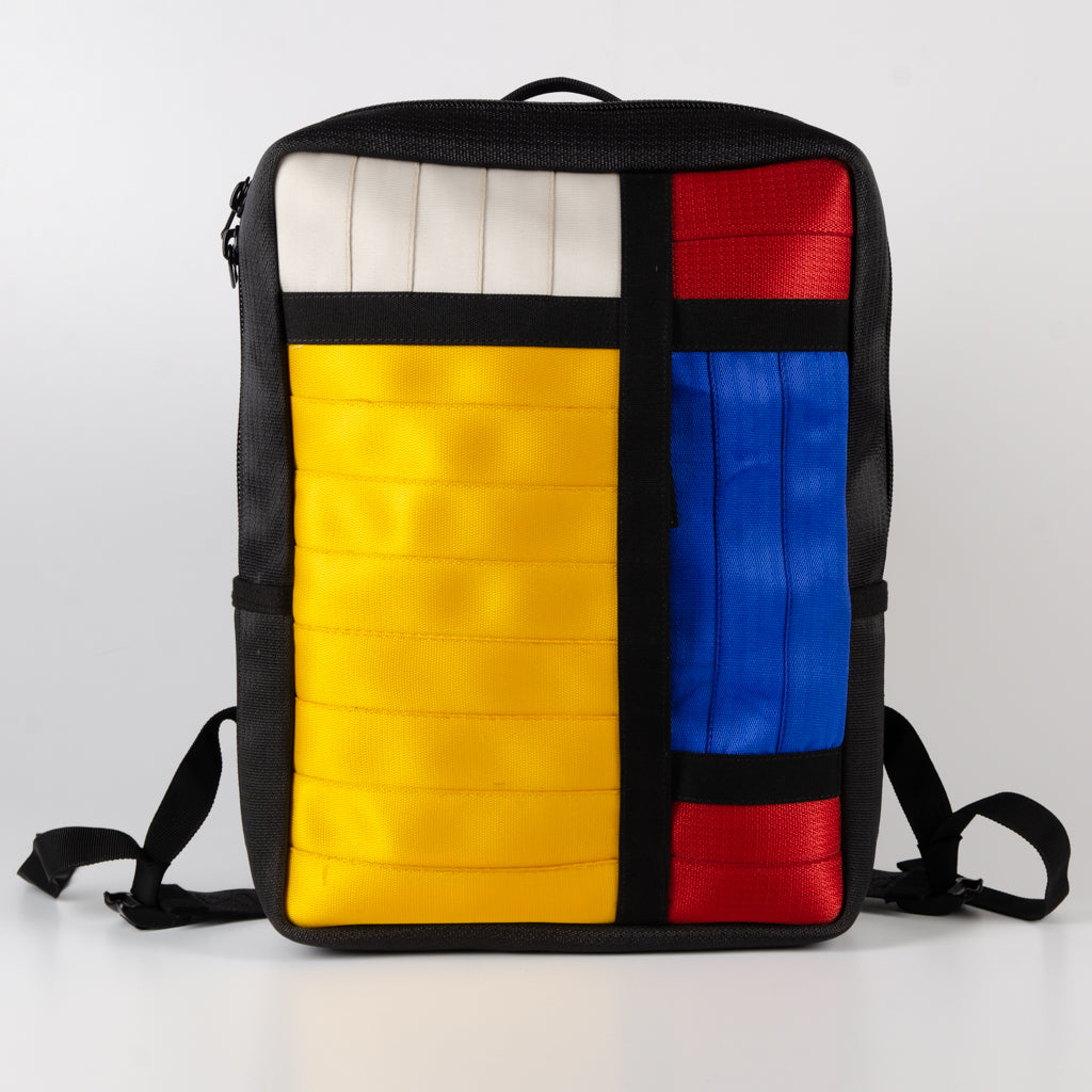Frontpack In Mondrian Style