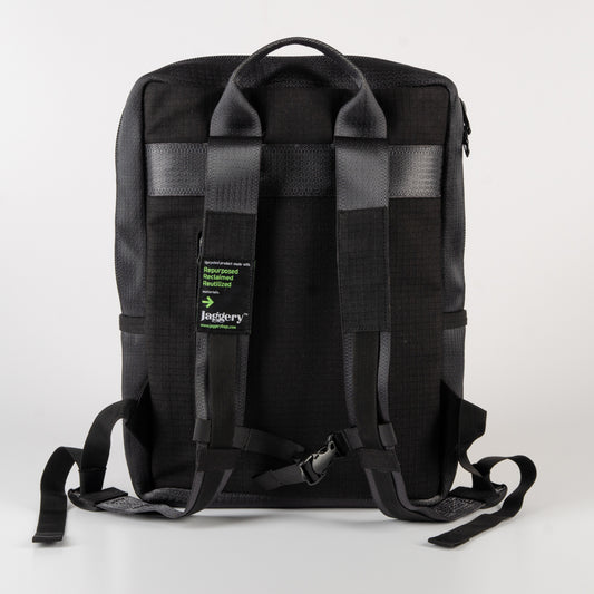 Frontpack In Mondrian Style