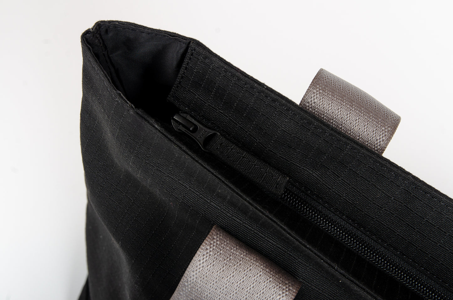 Tactical Tote In Og Black Canvas & Grey Seat Belts