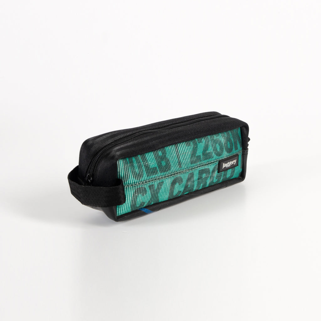 Dopp Kit In Green Cargo & Others Belts (L)