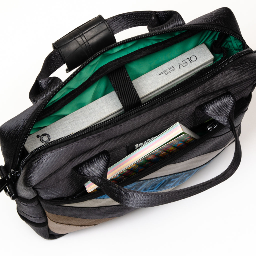 Everyday Bag In Blu/Black Cargo & Other Belts