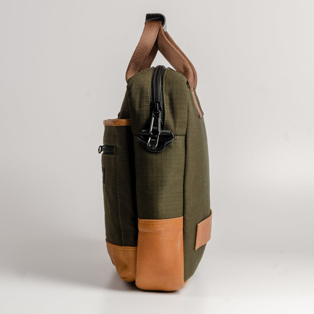 Hustler's Everyday Bag In Olive Green & Nubuck
