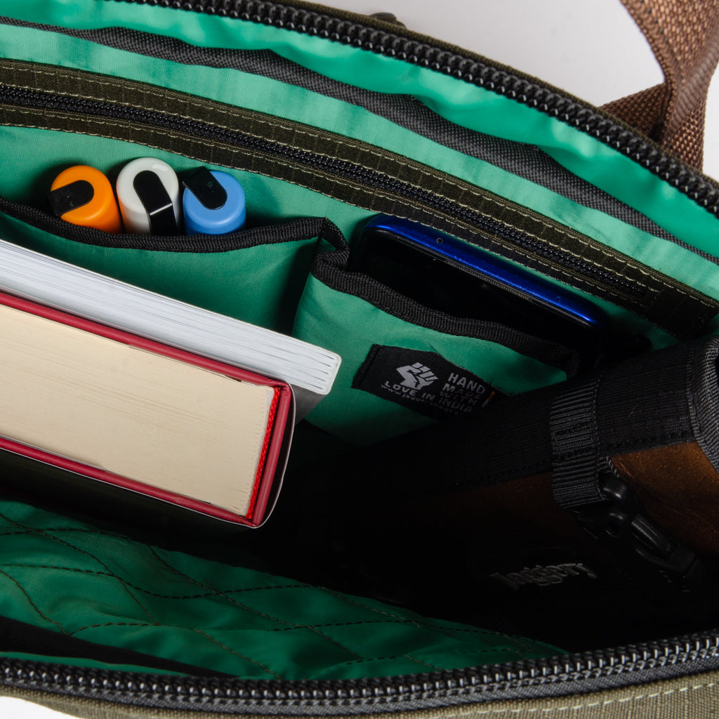 Hustler's Everyday Bag In Olive Green & Nubuck